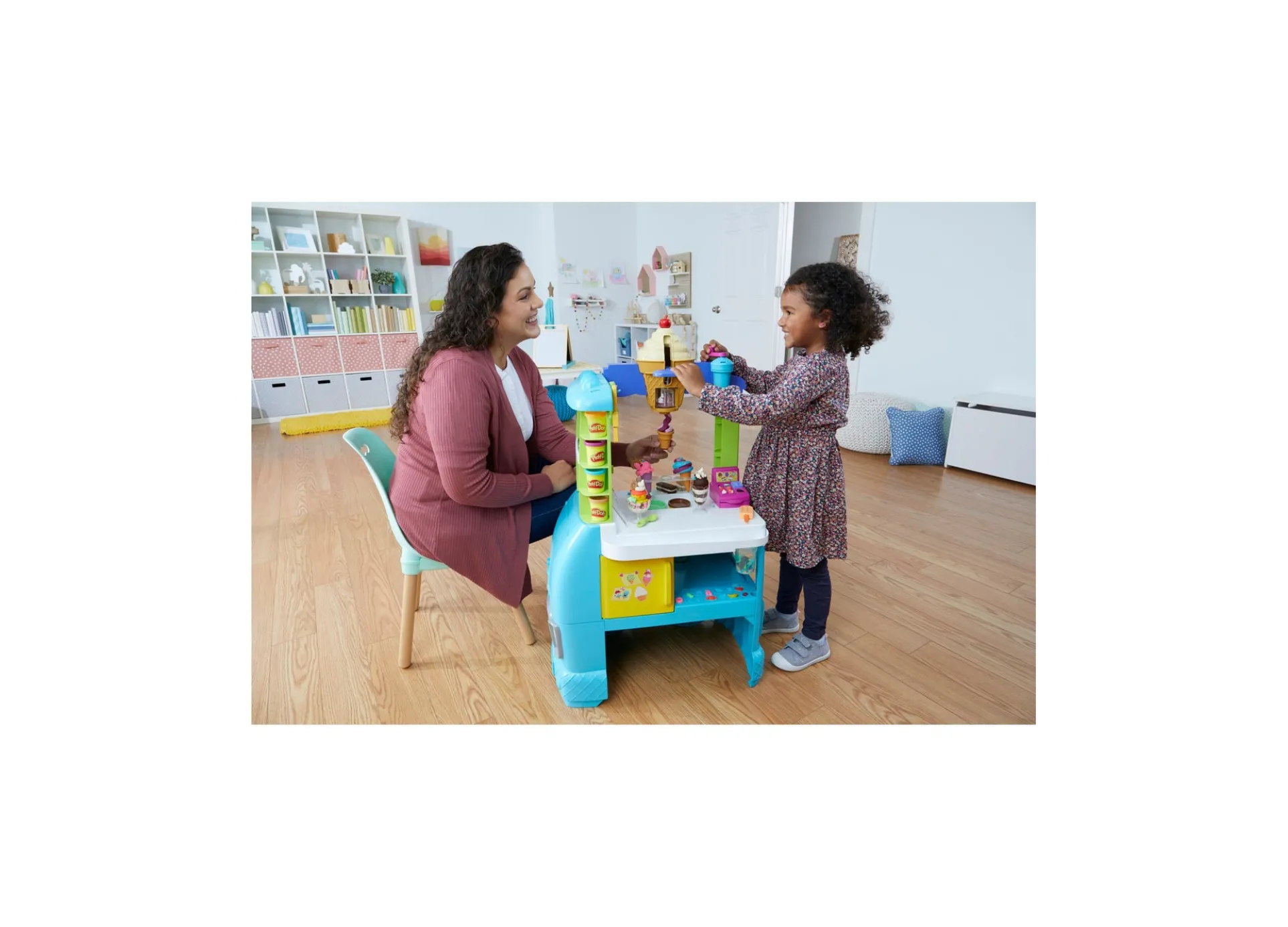 Play-Doh Kitchen Creations Ultimate Ice Cream Truck Playset