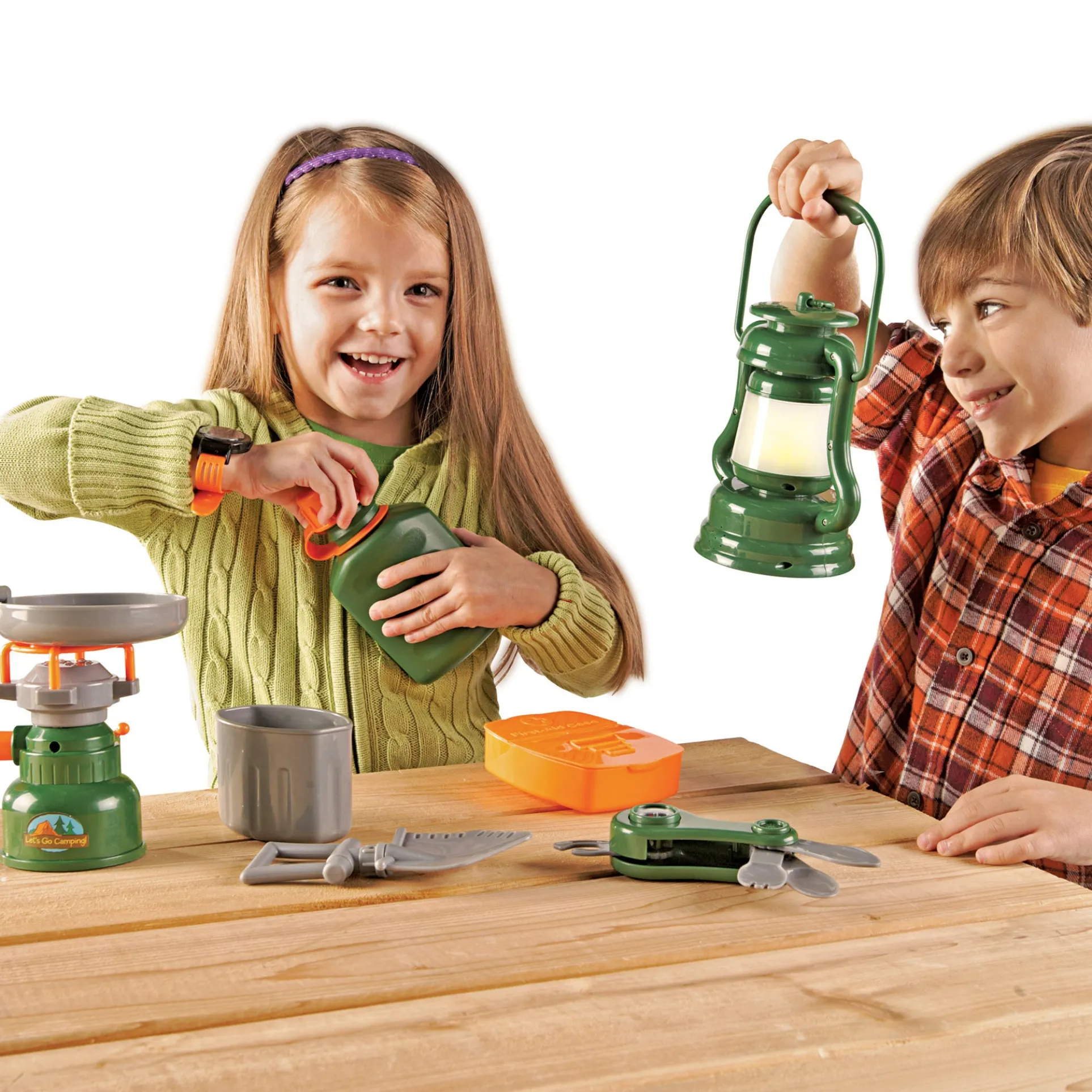 Learning Resources 9-Piece Pretend & Play Camp Set - Adventure Kit