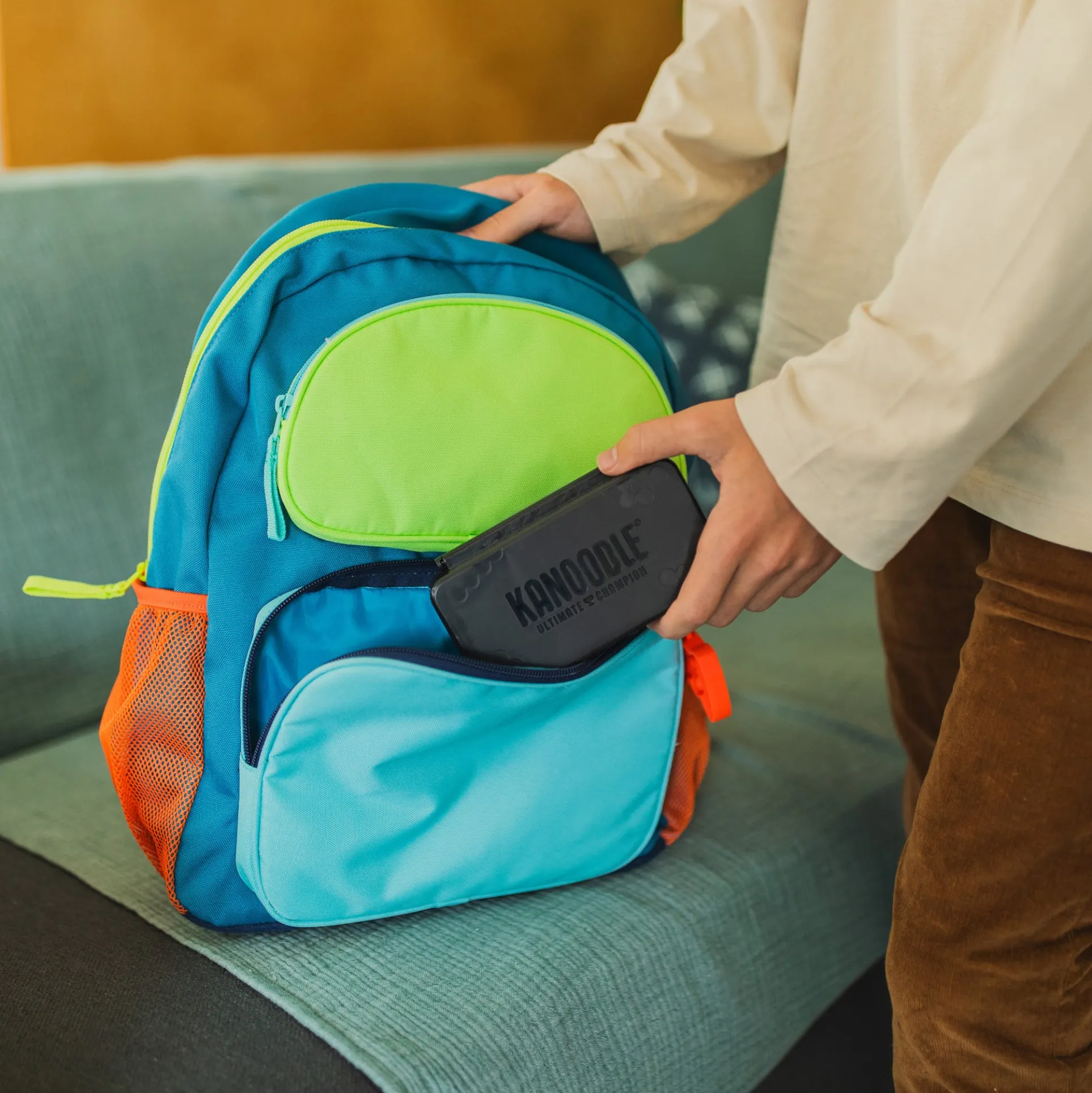 Educational Insights Kanoodle Ultimate Champion - Brain-Boosting Puzzle Challenge