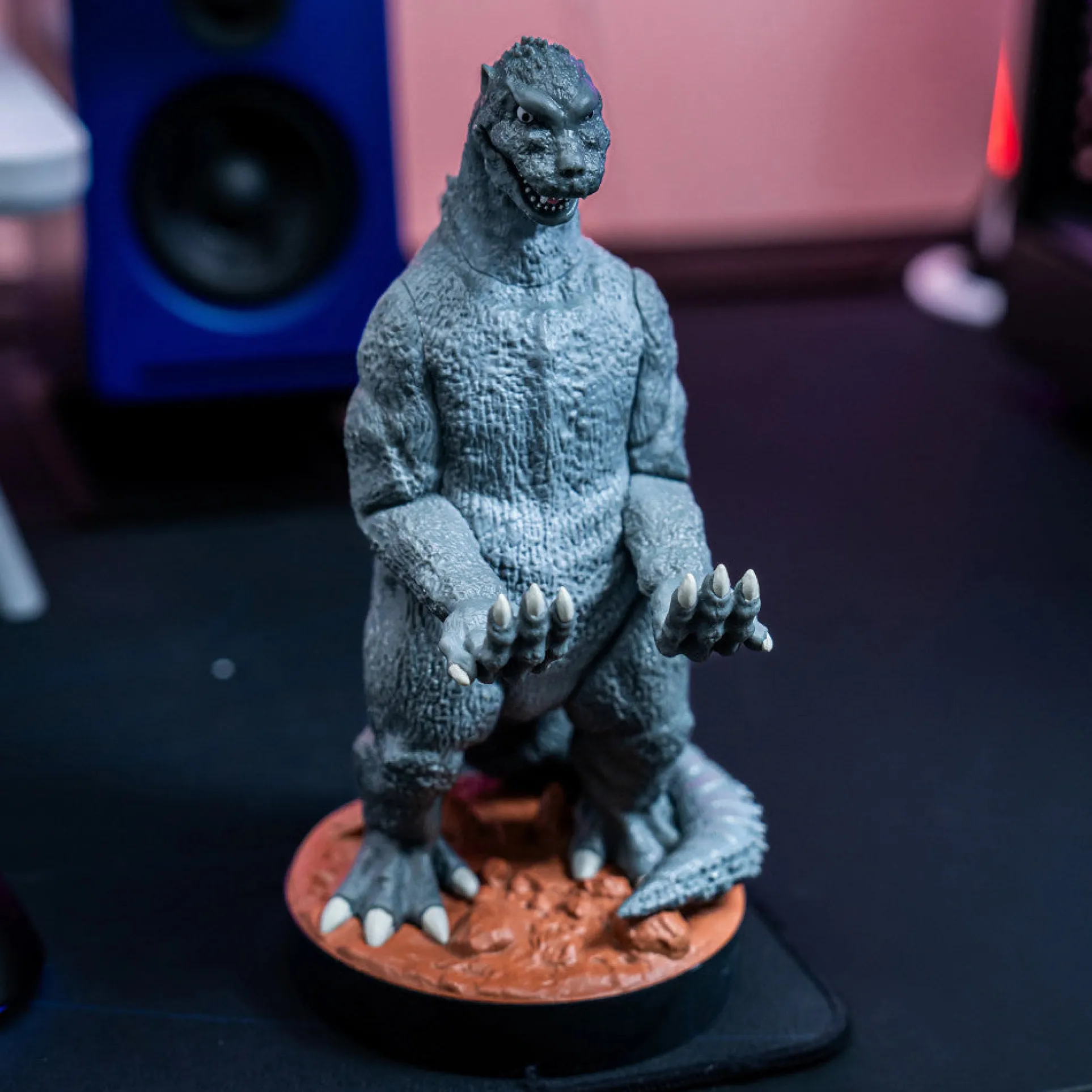 Exquisite Gaming Godzilla Gojira King of Monsters Controller & Phone Holder