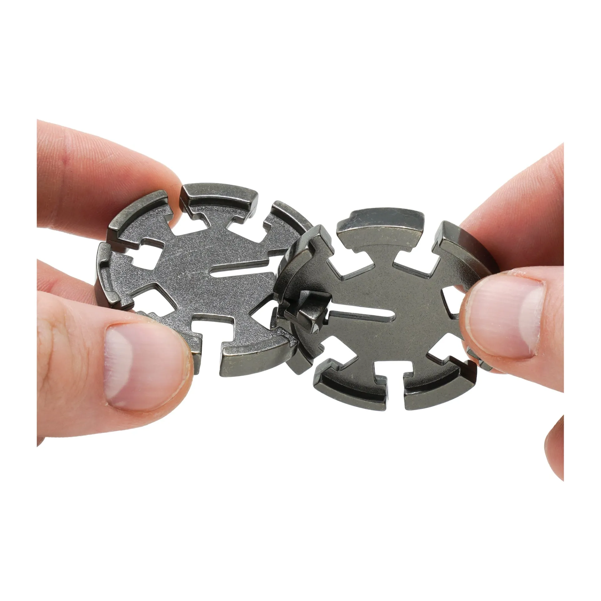 Hanayama Level 2 Cast Puzzle - Disk: Metal Mind Teaser