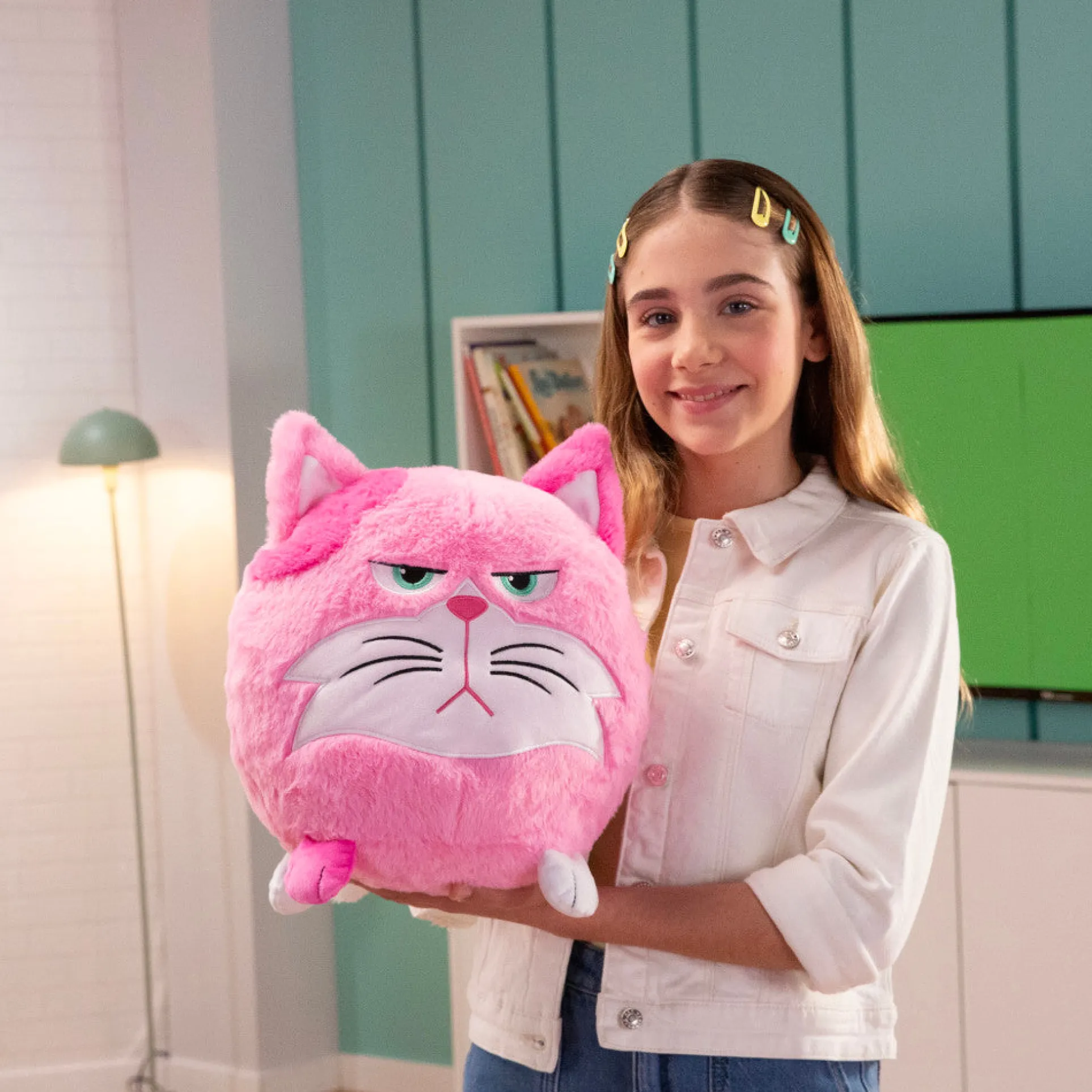 Hangry Petz Lucy Pink Cat 12 inch Interactive Plush