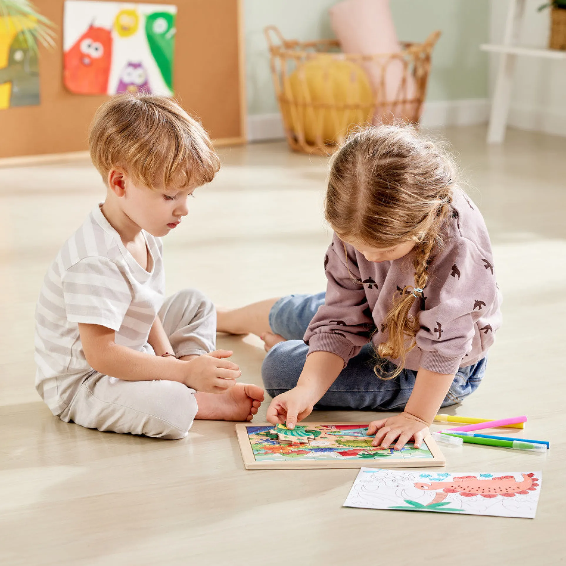 Hape Dino Double-Sided Coloring Jigsaw Puzzle - 24 pc