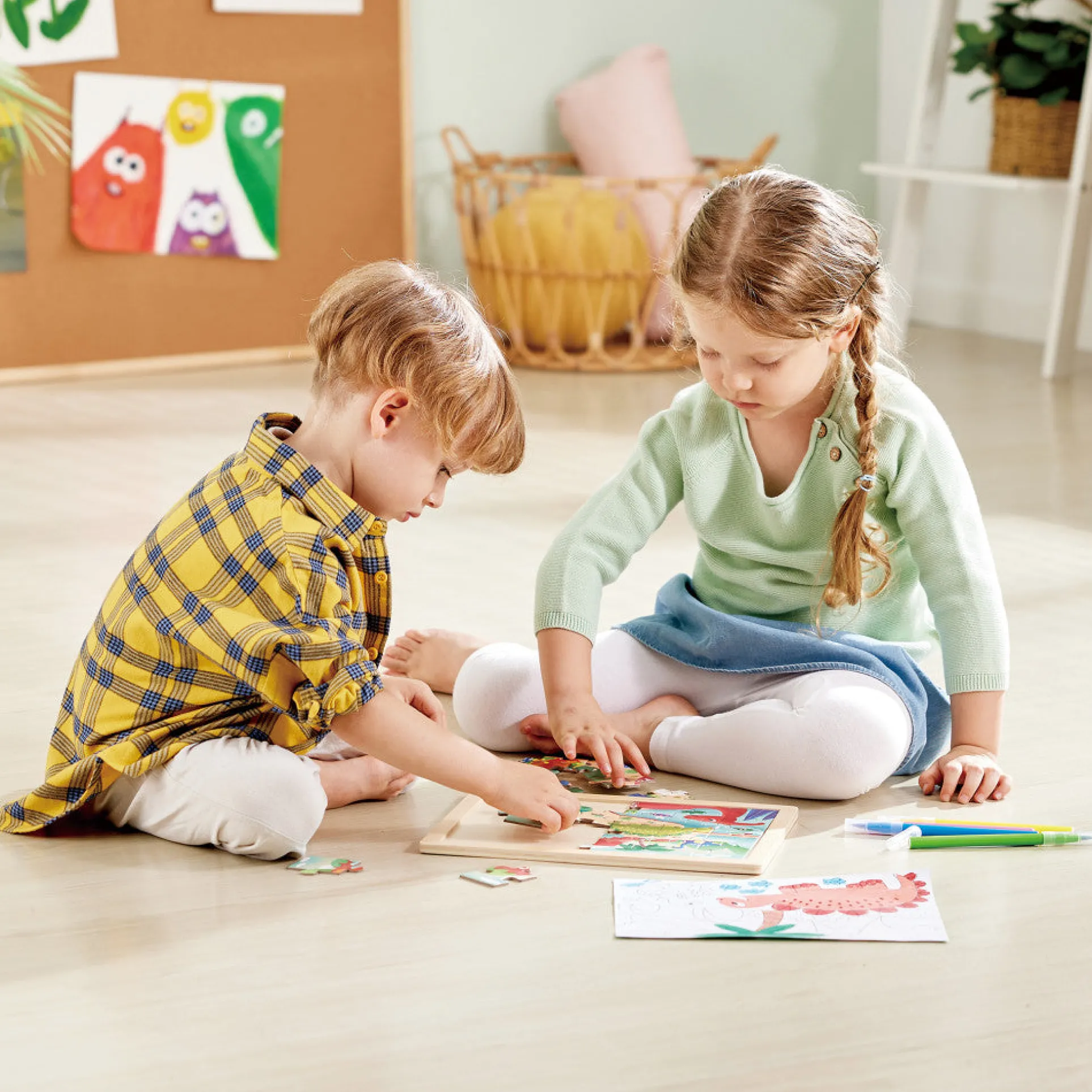 Hape Dino Double-Sided Coloring Jigsaw Puzzle - 24 pc