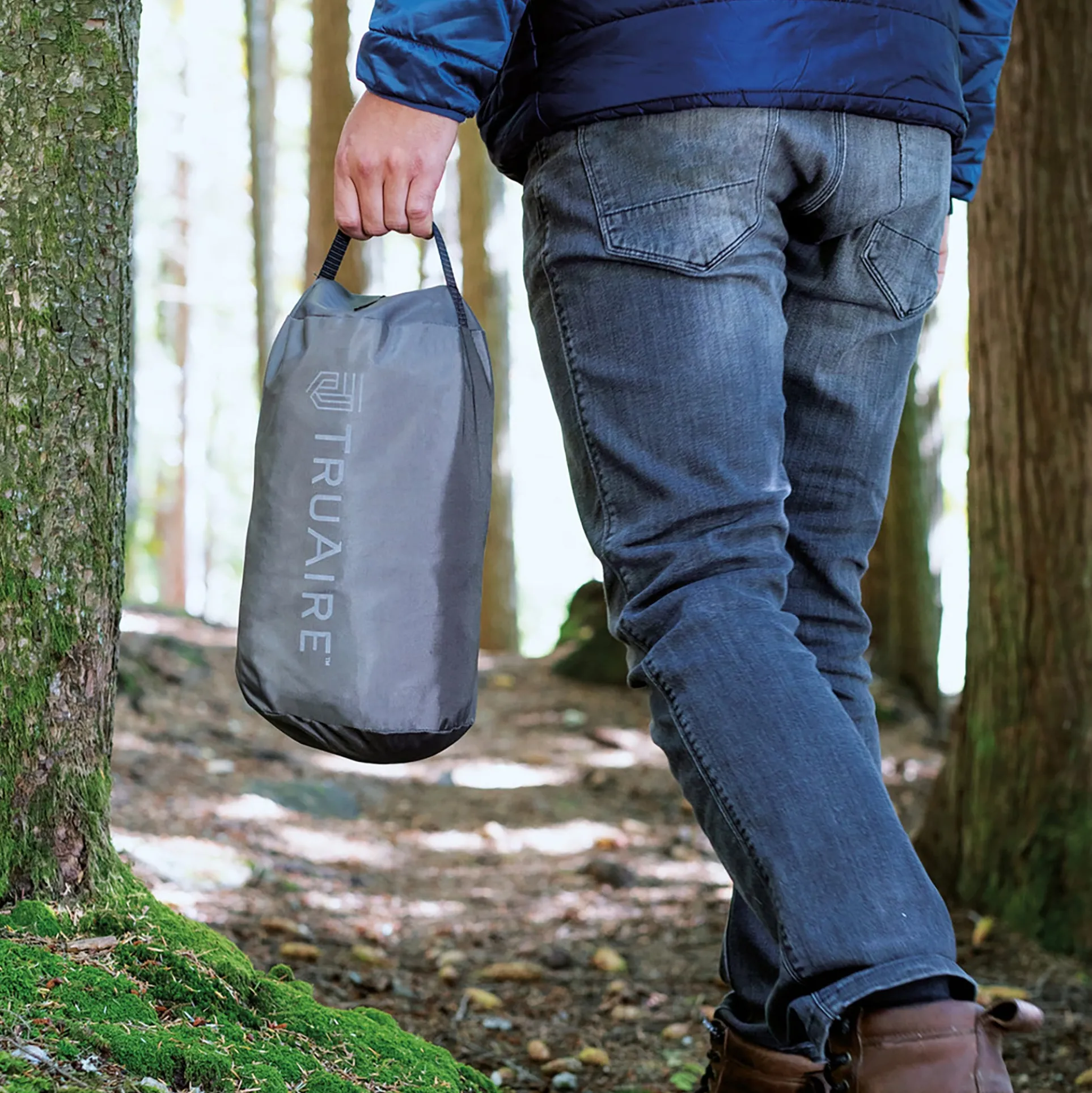 Intex TruAire 4.5" Inflatable Sleeping Pad with Built-In Pillow