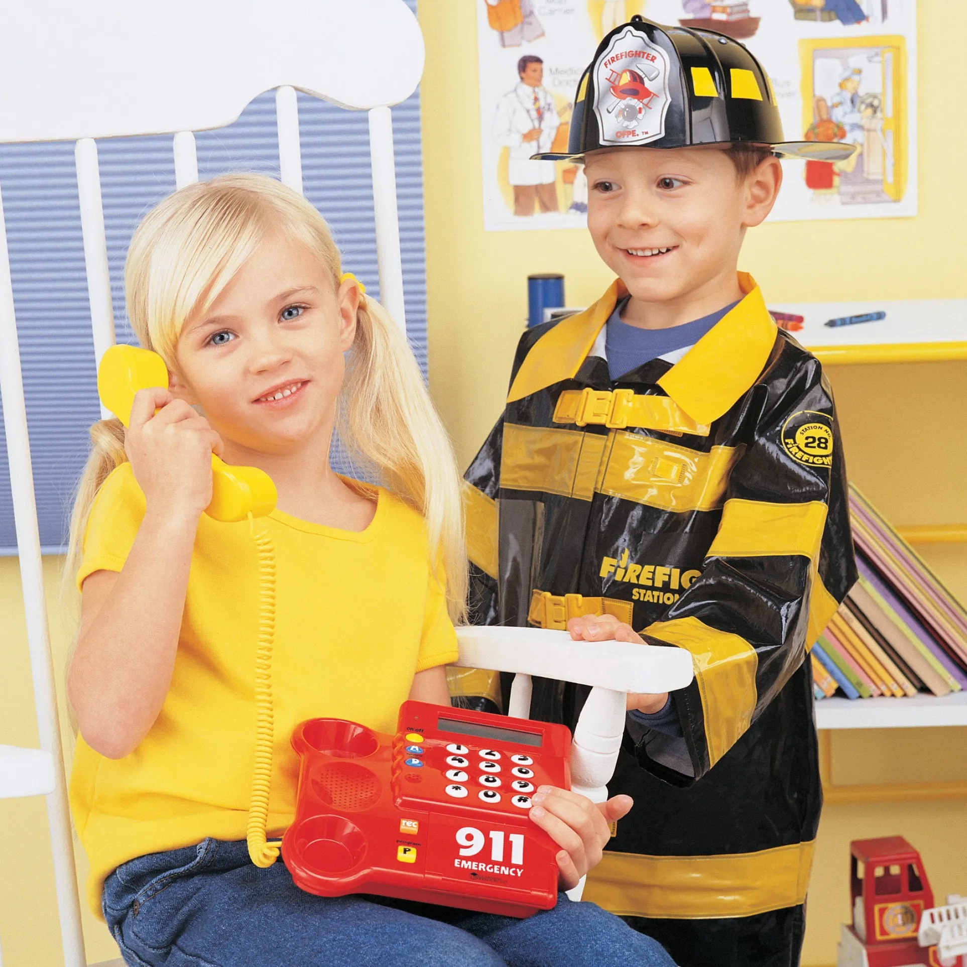 Learning Resources Pretend & Play Teaching Telephone for Kids