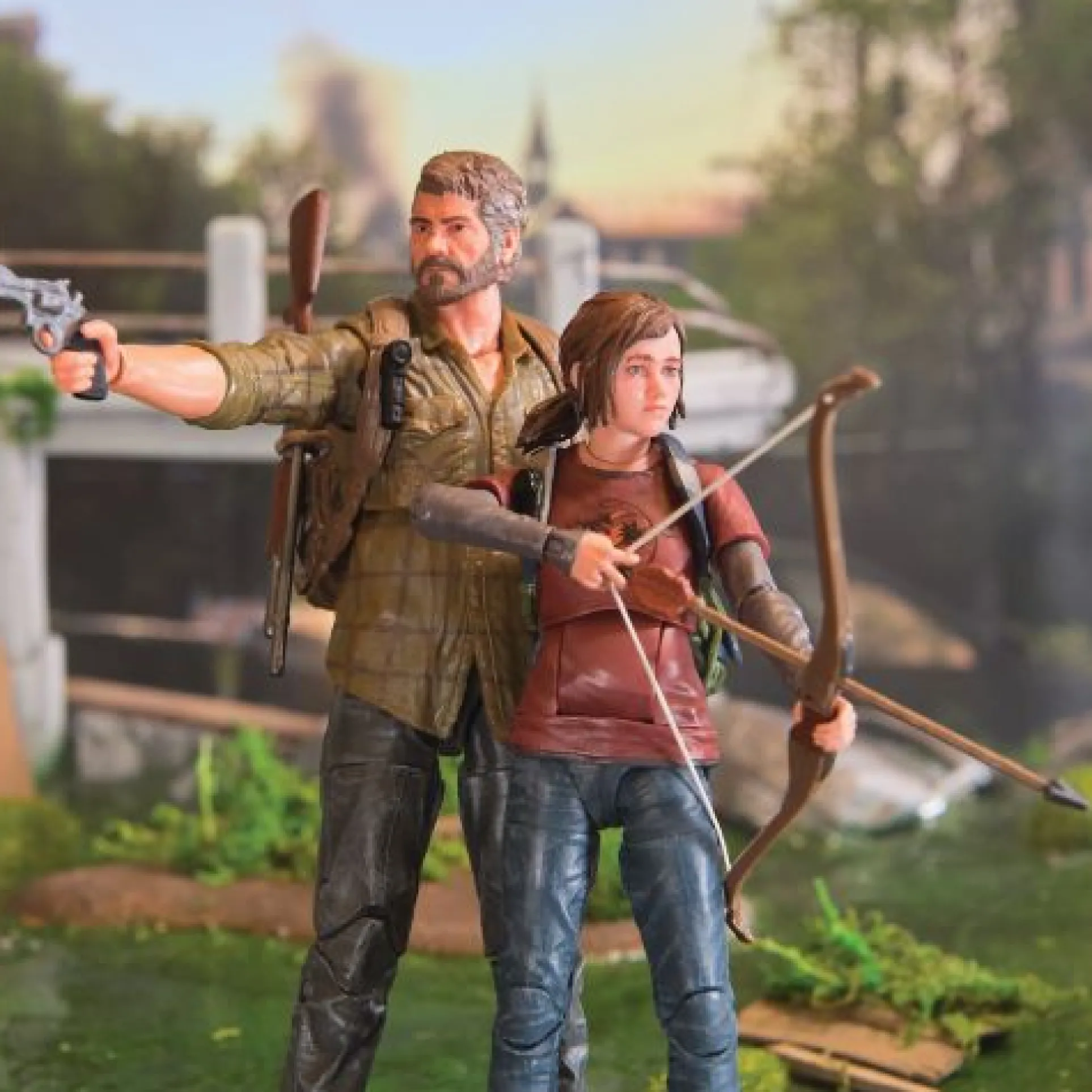 PlayStation The Last of Us 6 Inch Action Figures - Joel & Ellie Collector's Set