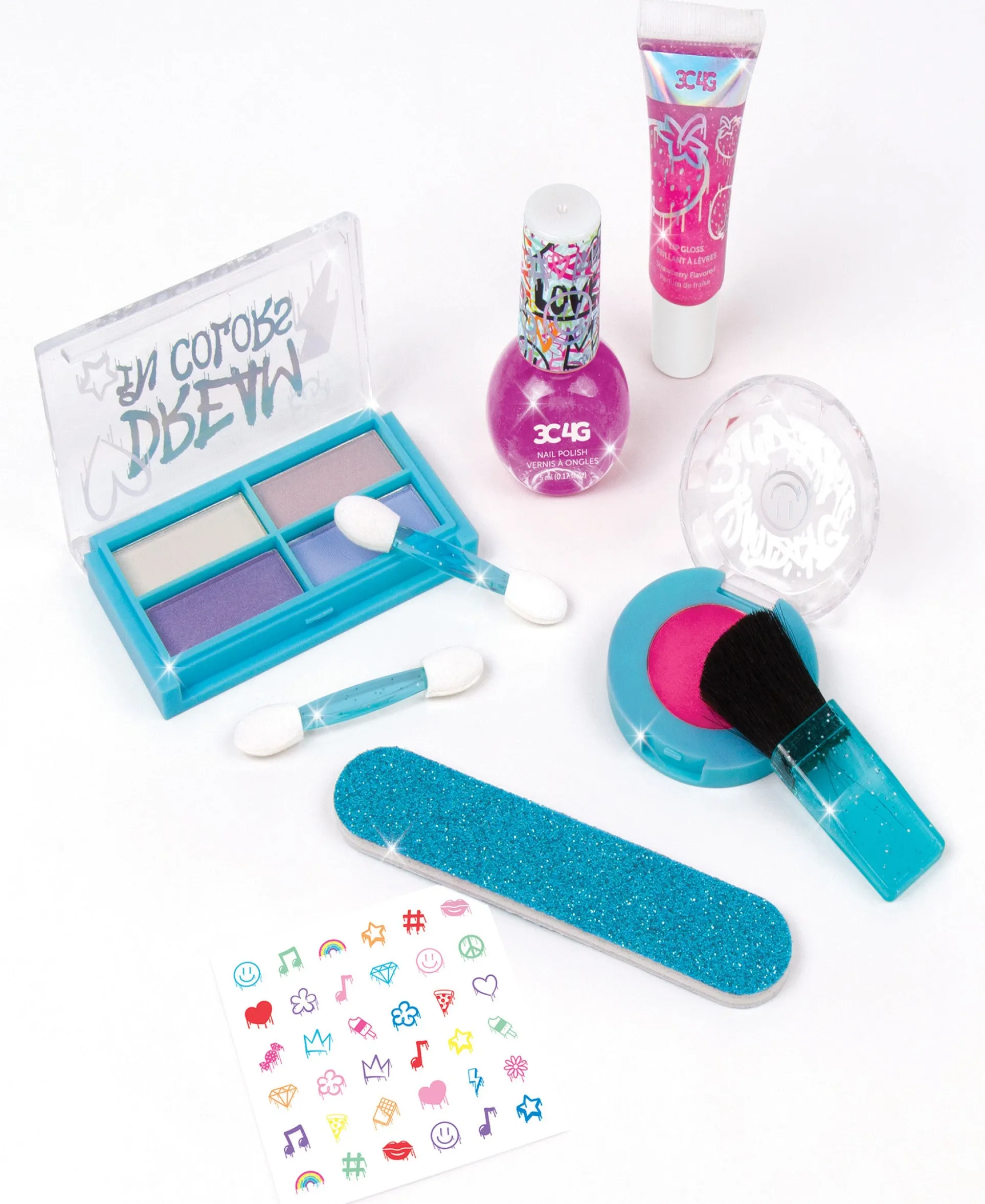 Three Cheers For Girls Graffiti Cosmetic Wardrobe Kit - Vibrant Makeup Set