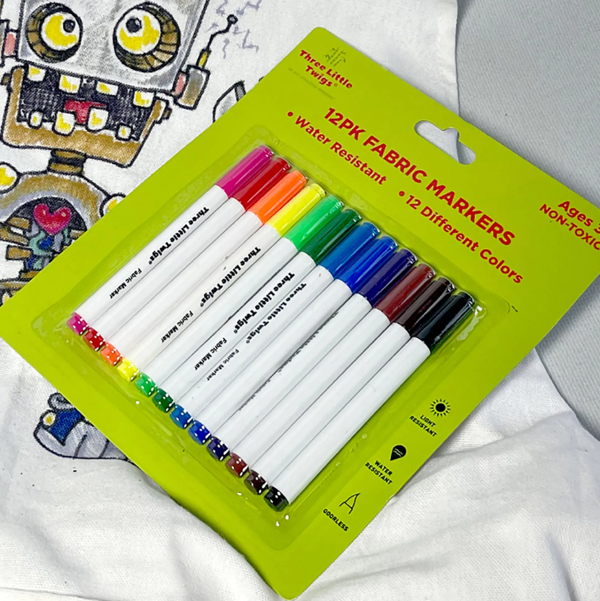 Three Little Twigs DIY Coloring Set: 12 Fabric Markers & Canvas Apron