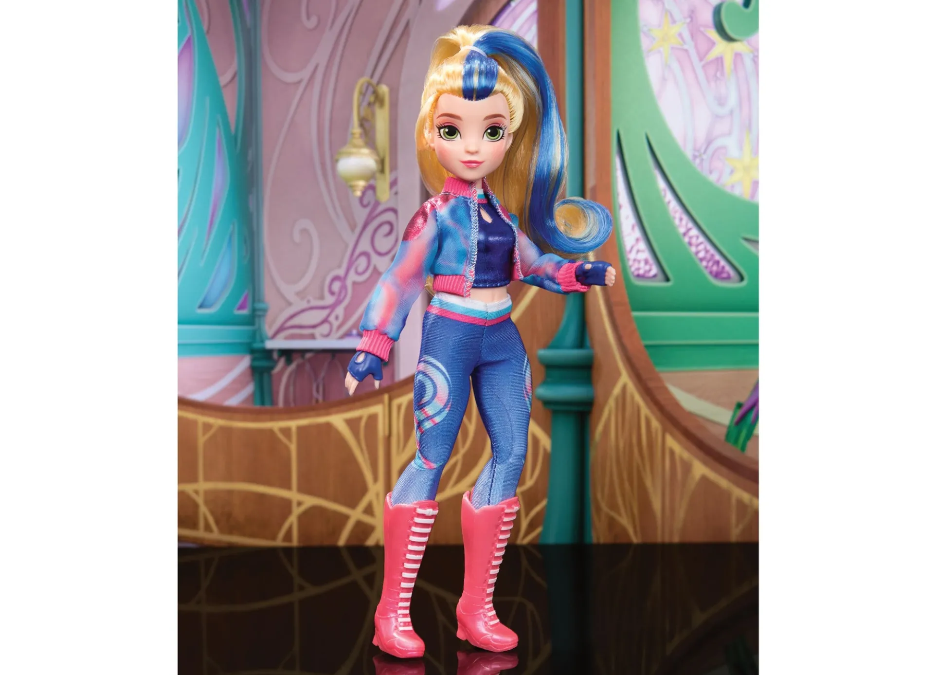 Unicorn Academy 9.5 inch Isabel Fashion Doll with Accessories