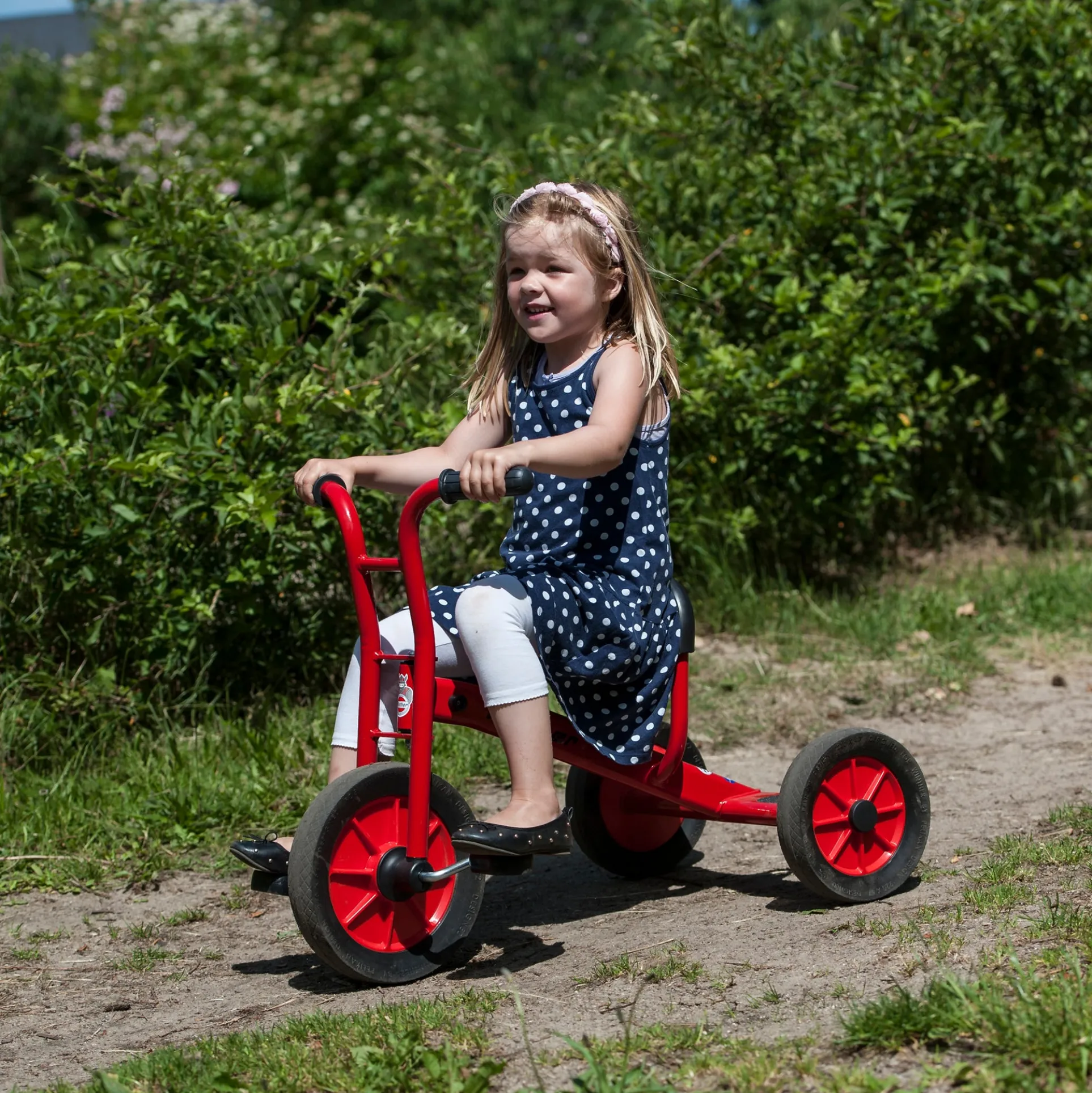 Winther Viking Tricycle - Medium - Model 451.00 for Ages 3-6