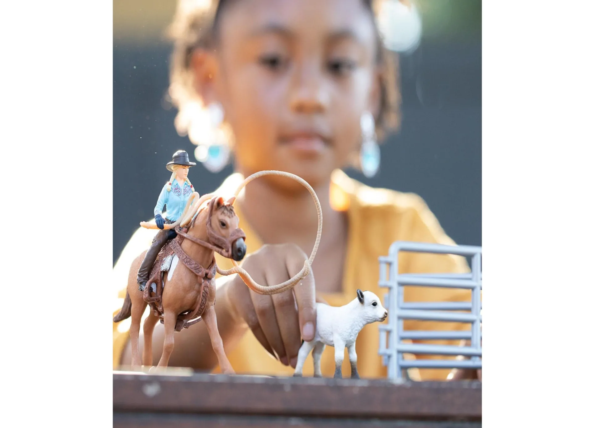 Schleich Farm World Cowgirl Team Roping Rodeo Playset